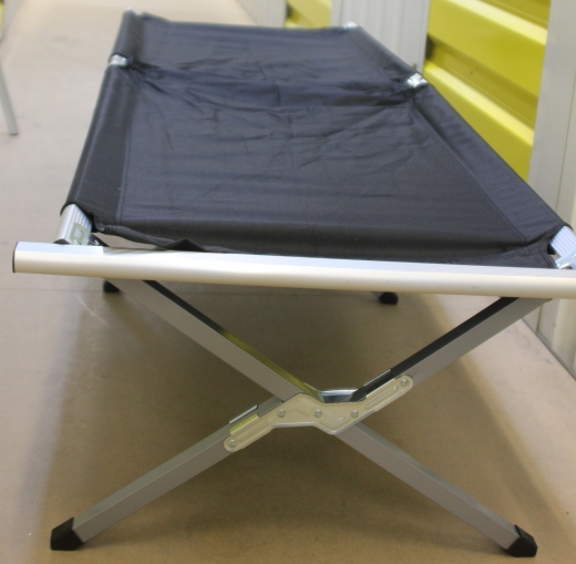 Faltbares Feldbett 195 × 65 cm – Aluminium – bis 150 kg – inkl. Tragetasche