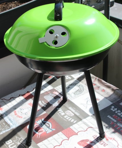 Micro BBQ Kugelgrill – Tischgrill & Campinggrill – 40 × 40 cm