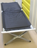 Faltbares Feldbett 195 × 65 cm – Aluminium – bis 150 kg – inkl. Tragetasche