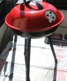 Micro BBQ Kugelgrill – Tischgrill & Campinggrill – 40 × 40 cm